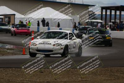 media/Nov-16-2025-CalClub SCCA (Sun) [[2975c16dfc]]/Group 4/Turn 1/